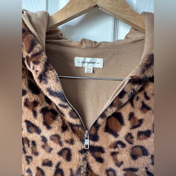 Women’s Leopard hoodie cardigan winter coat size S/M - Picture 4 of 12